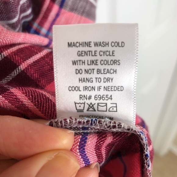 New Francesca’s Deb Plaid Button Down Top - Picture 6 of 9